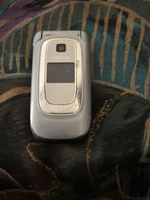 Nokia 6085 μεταχειρισμένο, πλήρως λειτουργικό χωρίς φορτιστή, γκρι