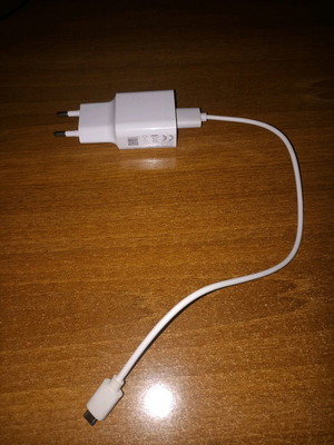Xiaomi charger like new with 30 cm cable USB type Micro-B