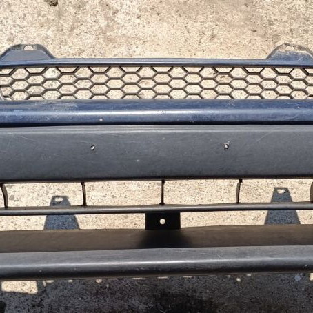 Suzuki Swift 1991 GLX front bumper complete used