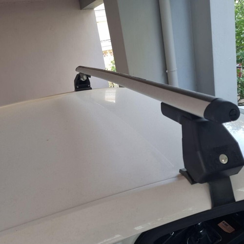 Hermes GS3 ALU aluminum roof bars used with security locks