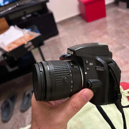 Nikon DSLR D3300 camera like new with lens, 2 batteries, charger, and card
