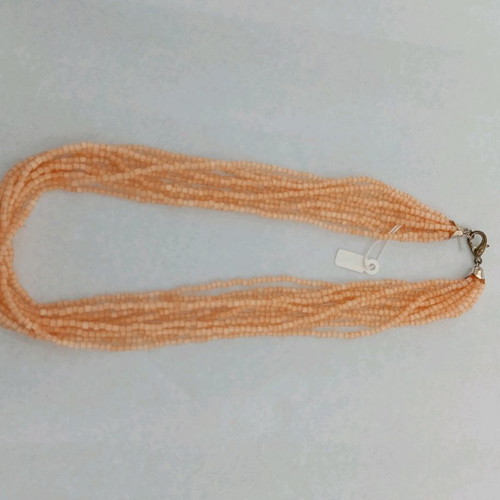 Necklace new with shells