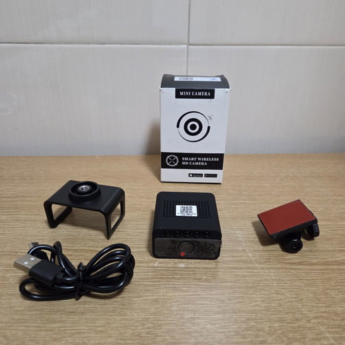 Mini Wireless HD Camera new with night vision and motion detection