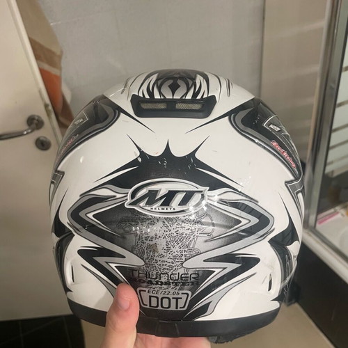 Mt helmet like new