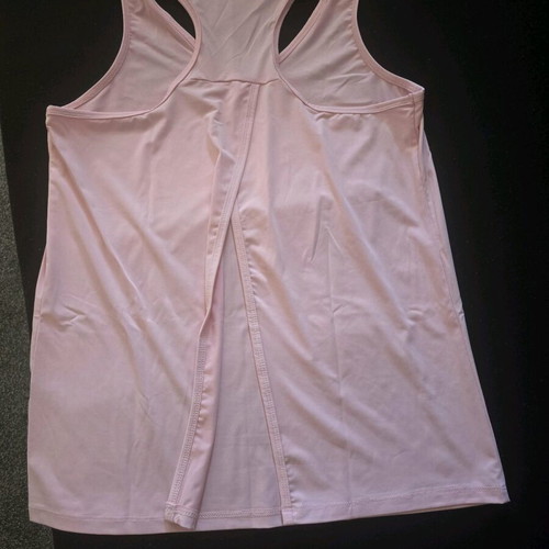 Shein women's sports top like new, pink, size S