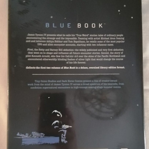 Blue Book Library Edition Volume 1 comic book like new