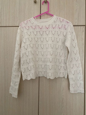 Sinsay knitted cropped blouse size M like new