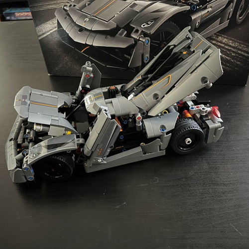 LEGO Technic Koenigsegg Jesko Absolut set 42173