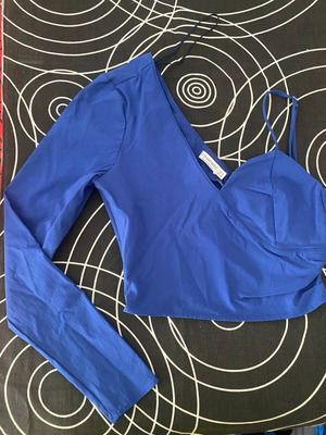 Stradivarius Μπλε Crop Top Με Έναν Ώμο Μέγεθος S Σαν Καινούργιο