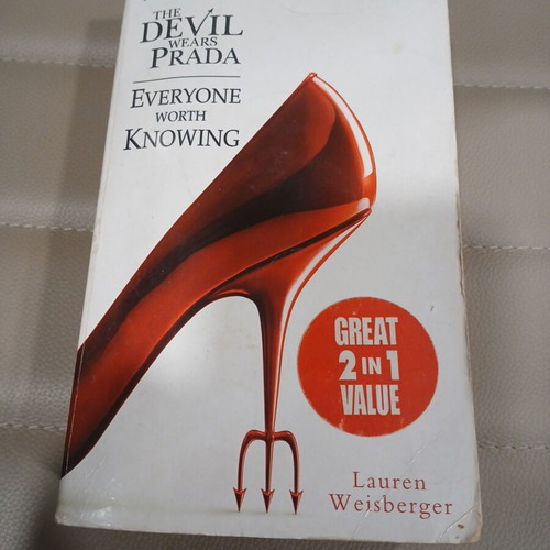The Devil Wears Prada and Everyone Worth Knowing by Lauren Weisberger like new, English