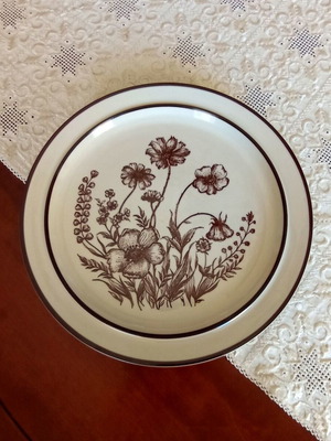 Stoneware plate Design Four Indian Summer Japan like new, 26.5cm