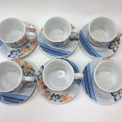Vintage porcelain coffee cups with saucers set of 6 new