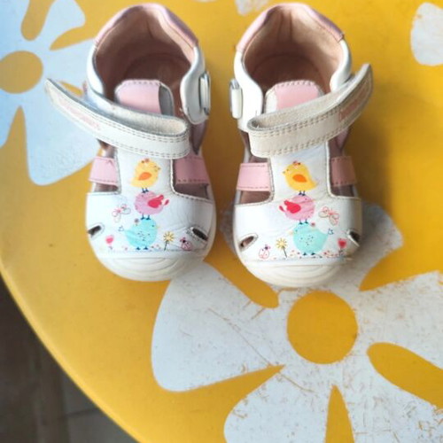 Biomecanics sandals size 21 used for girls