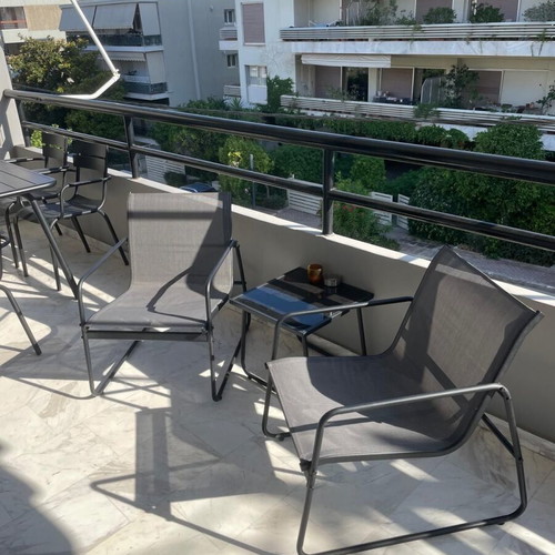 Balcony set like new with 2 armchairs and glass table