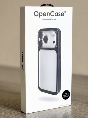 OpenCase MagSafe Case for iPhone 17 Pro Max new, sealed