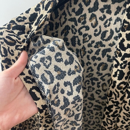 Tiger print set like new, black and beige