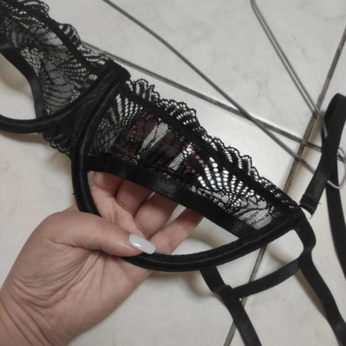 Sexy black lace bra new with cut out design