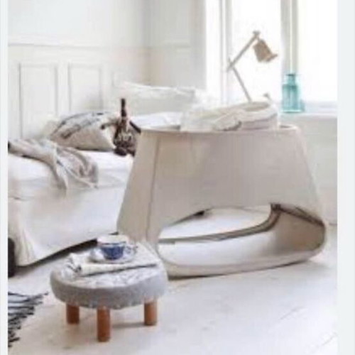 Stokke Bounce and Sleep cradle like new with washable ventilated parts