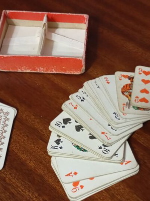 Patience collector cards used, 2 decks with jokers from GDR