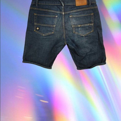 Element Jean Shorts size 31 with stains on right pocket