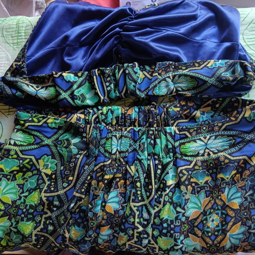 Maxi dress Milk and Honey large used, blue and green