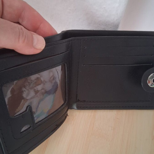 Leather men's wallet new, black with zipper and magnetic clasp