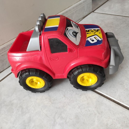 Dickie plastic car like new, size 31x18x19