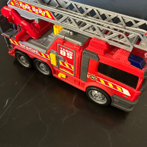 Dickies fire truck large used with lights and sound 35 cm