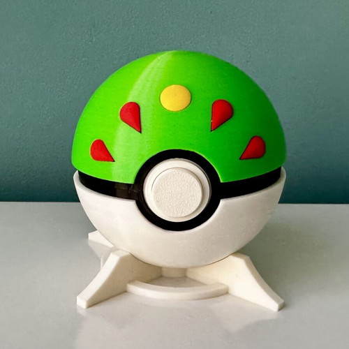 Friend Ball Pokeball Nintendo Switch Cartridge Holder like new