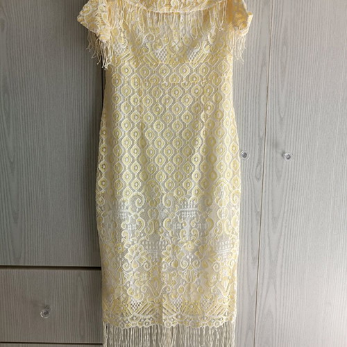 Cubic strapless cocktail dress with fringes like new, white and yellow