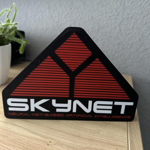 Terminator SKYNET lamp like new, USB with switch