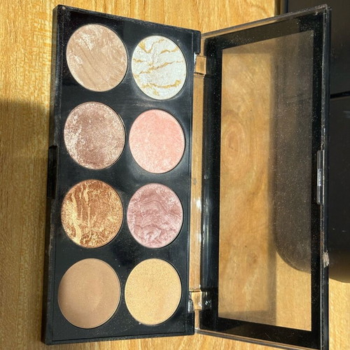 Revolution Blush Golden Sugar palette like new