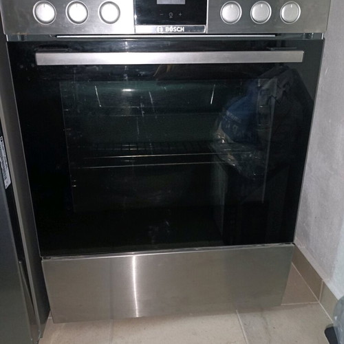Bosch oven like new