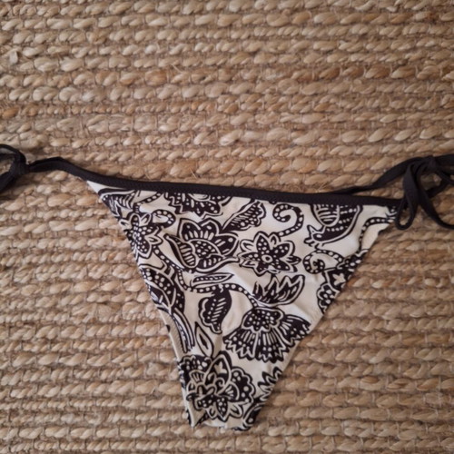 Benetton women's bikini like new, medium size, beige and brown