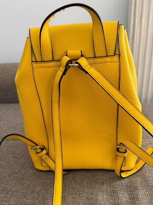 Backpack Kem like new, yellow