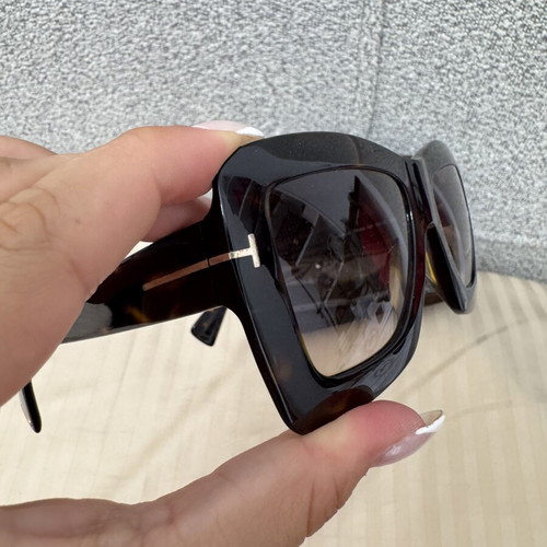 Tom Ford Hutton-02 TF664 Oversized Sunglasses brand new, dark Havana
