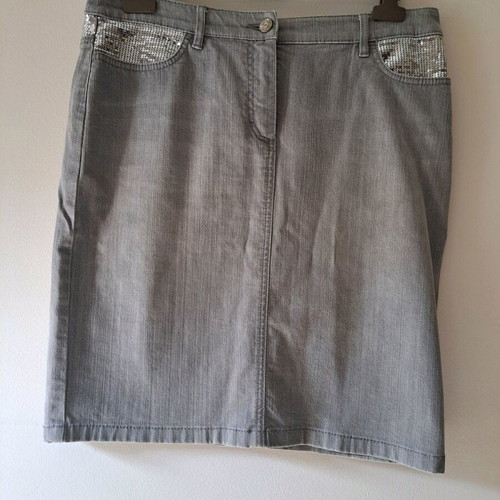 Escada Jean skirt like new with sequins, size XL