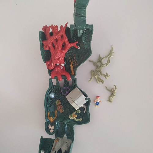 Mighty Max Crushes The Hand used toy figure