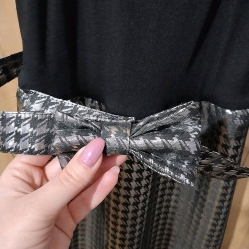 Killah festive dress like new, black and silver, size L