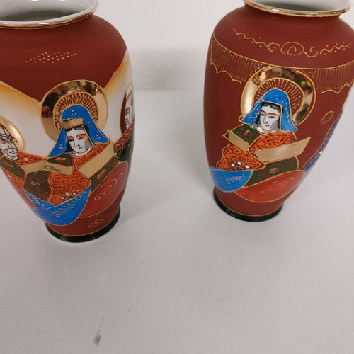 Moriage vases from Japan used, pair 21 cm with signed dragon
