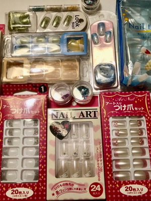 Μανικιούρ ψεύτικα νύχια και αξεσουάρ καινούργια από Ιαπωνία με κόφτη